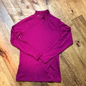 Womens Medium Under Armour Cold Gear fitted base layer